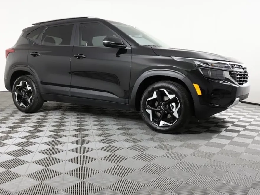 2025 Kia Seltos S X-Line photo 1