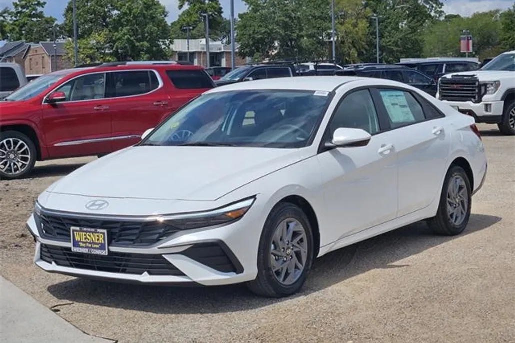 2025 Hyundai Elantra Hybrid Blue photo 1