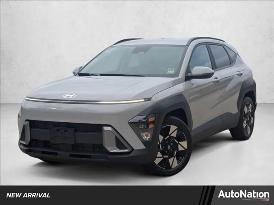 2024 Hyundai Kona SEL photo 1