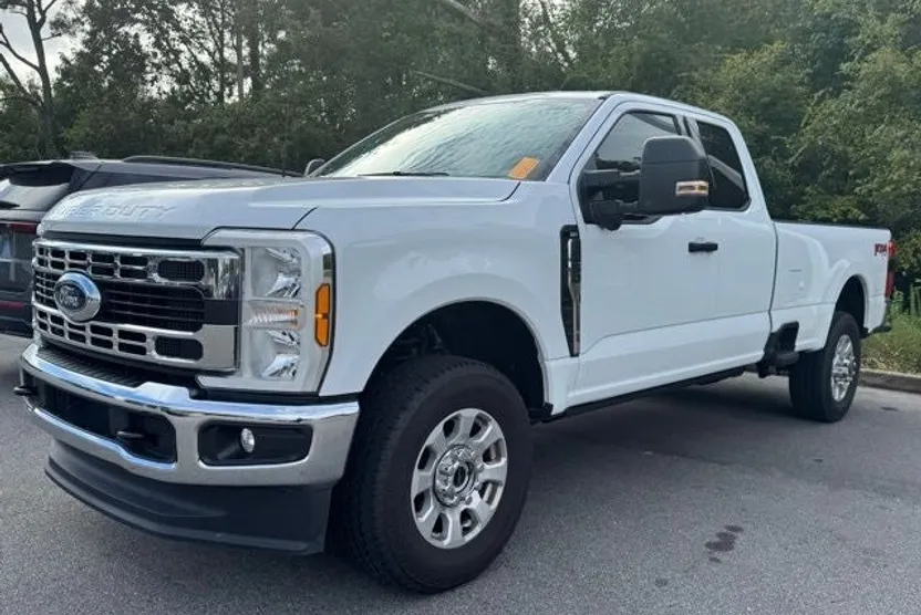 2024 Ford F-250 photo 1