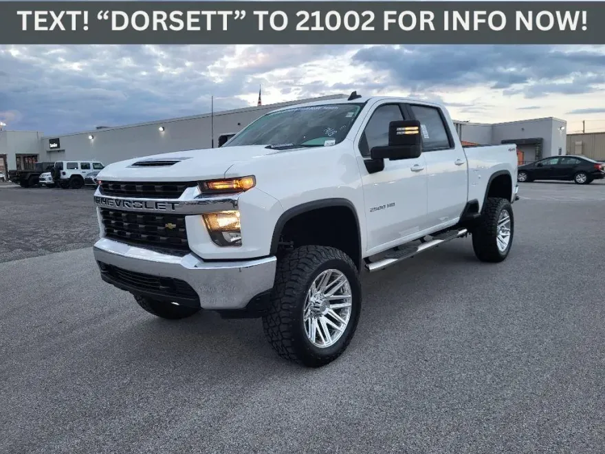 2022 Chevrolet Silverado 2500HD LT photo 1
