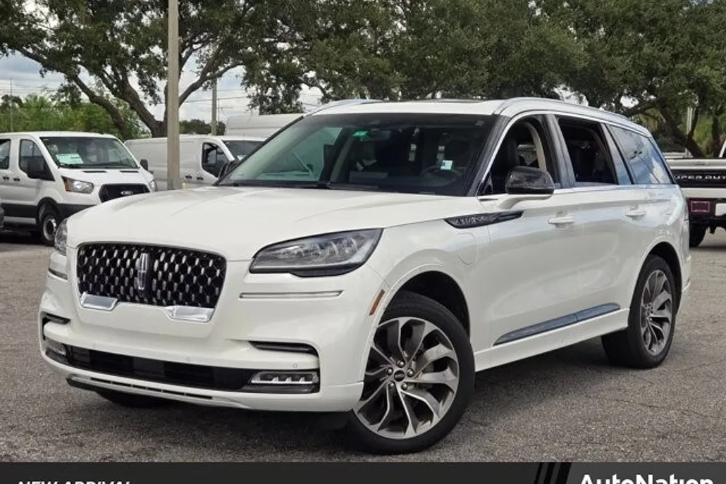 2022 Lincoln Aviator Grand Touring photo 1