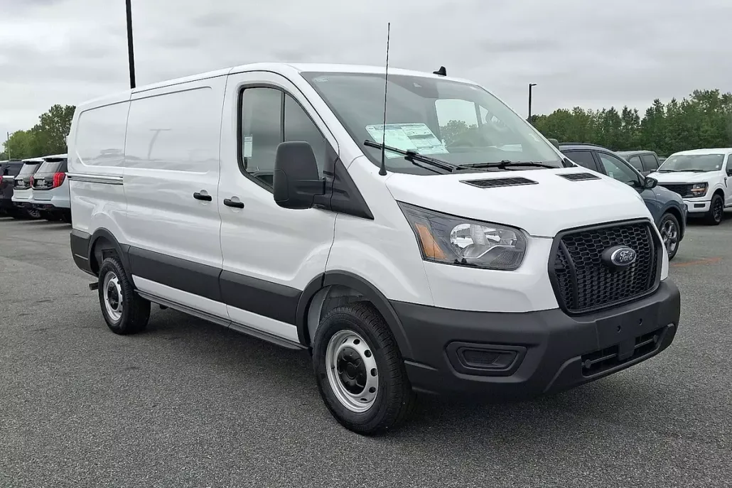 2025 Ford Transit Cargo Van photo 1