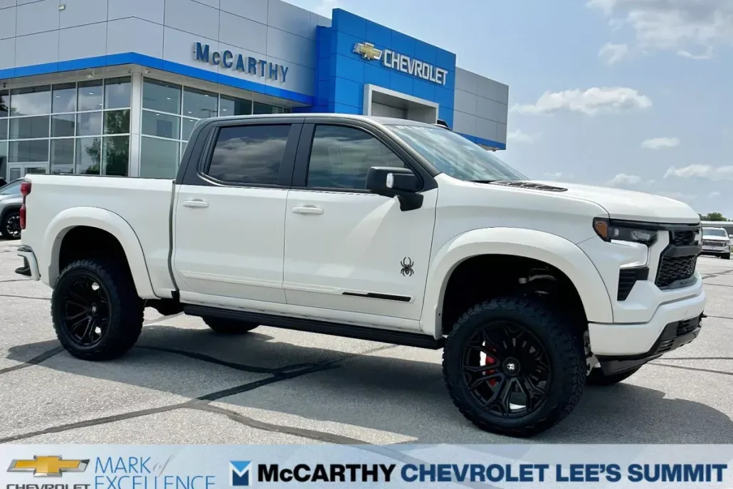 2025 Chevrolet Silverado 1500 High Country photo 1