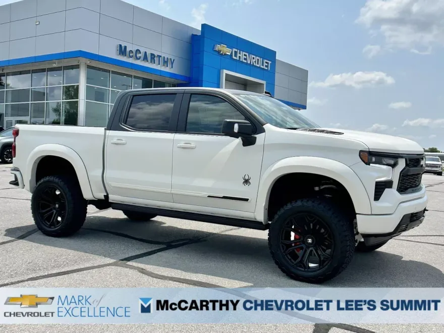 2025 Chevrolet Silverado 1500 High Country photo 1