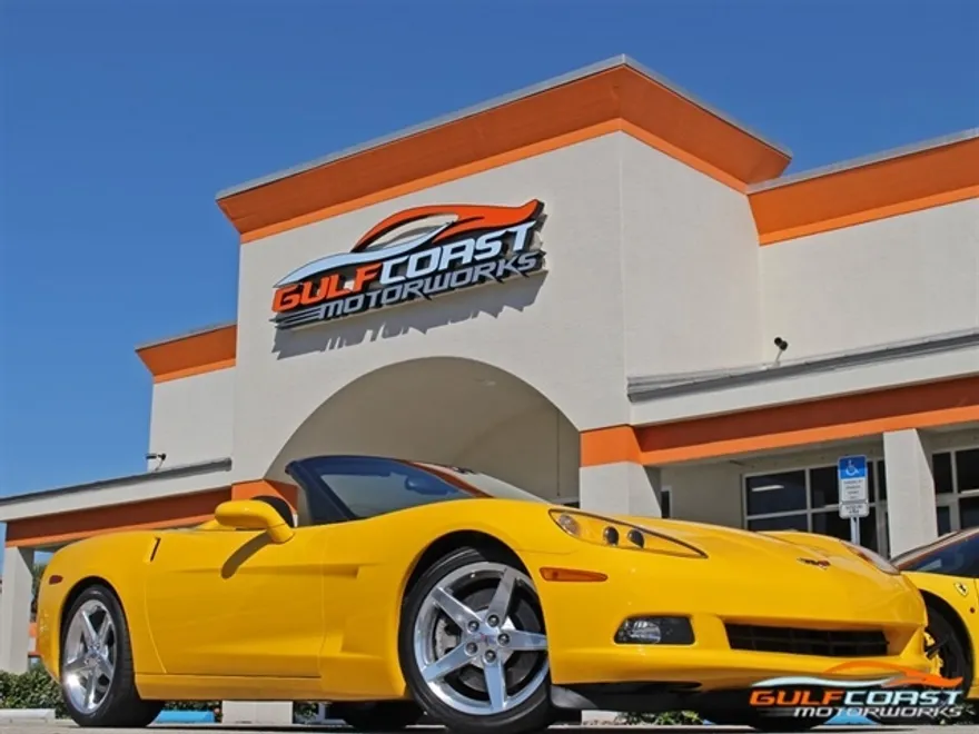 2005 Chevrolet Corvette Convertible 2LT photo 1