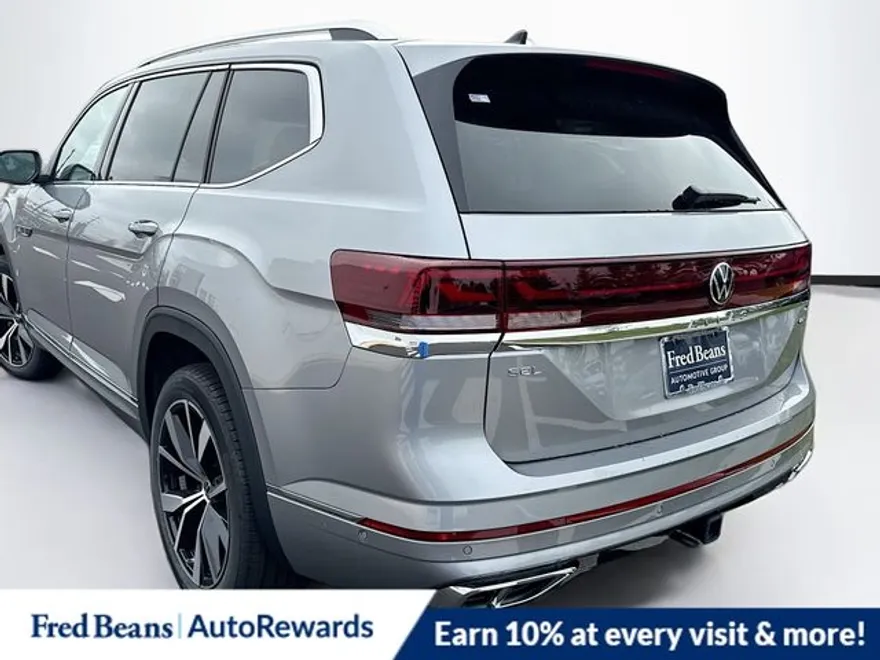 2025 Volkswagen Atlas SEL Premium R-Line photo 1