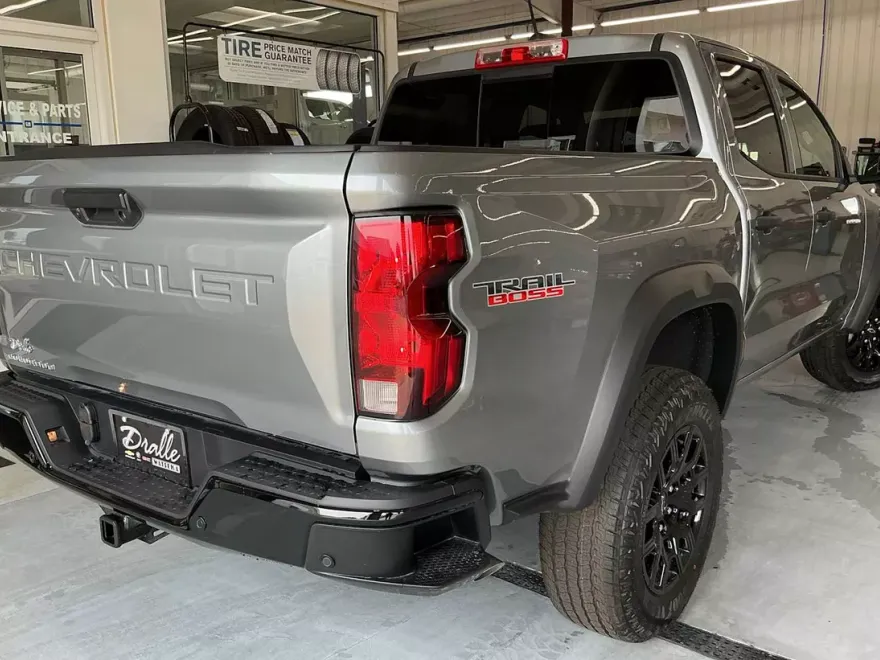 2026 Chevrolet Colorado Trail Boss photo 1