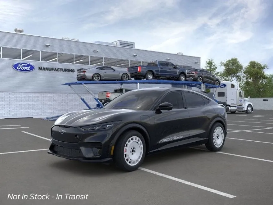 2025 Ford Mustang Mach-E GT photo 1