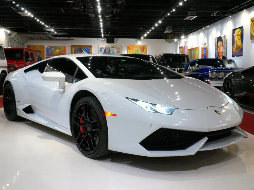 2015 Lamborghini Huracan Coupe photo 1