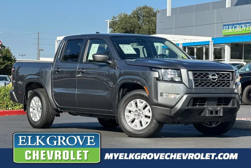 2022 Nissan Frontier Crew Cab SV photo 1