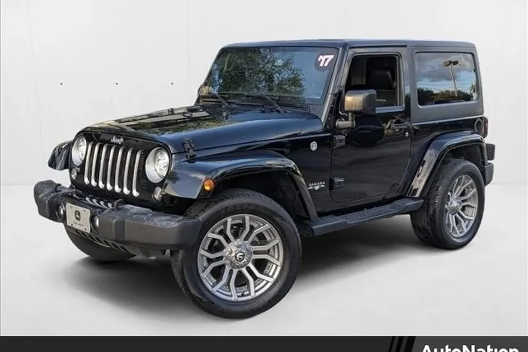 2017 Jeep Wrangler Sahara photo 1