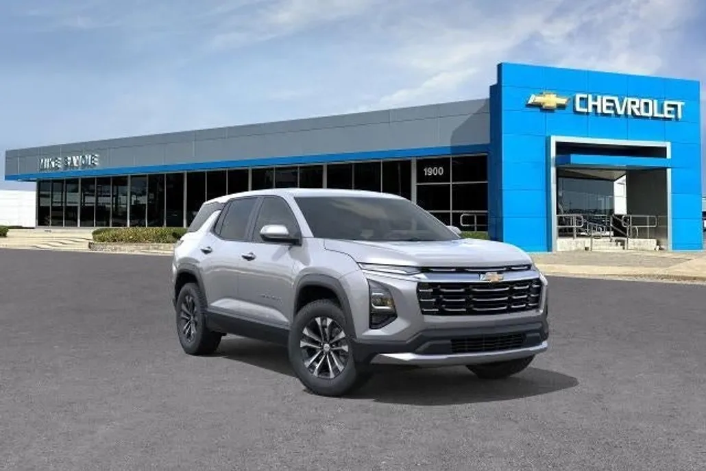 2026 Chevrolet Equinox LT photo 1