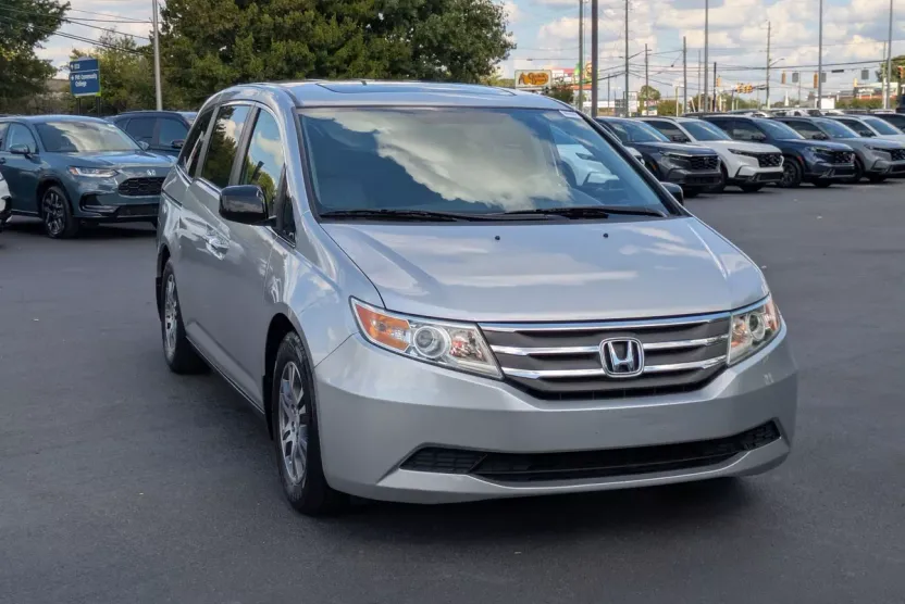 2013 Honda Odyssey EX-L photo 1