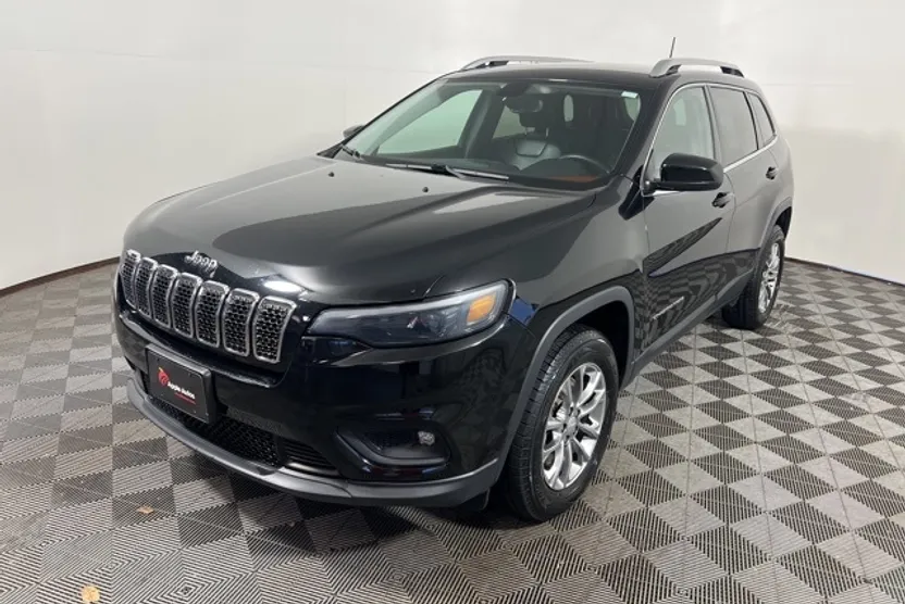 2019 Jeep Cherokee Latitude photo 1