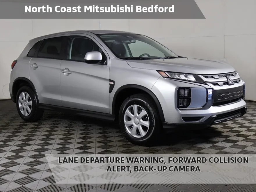2025 Mitsubishi Outlander Sport S photo 1