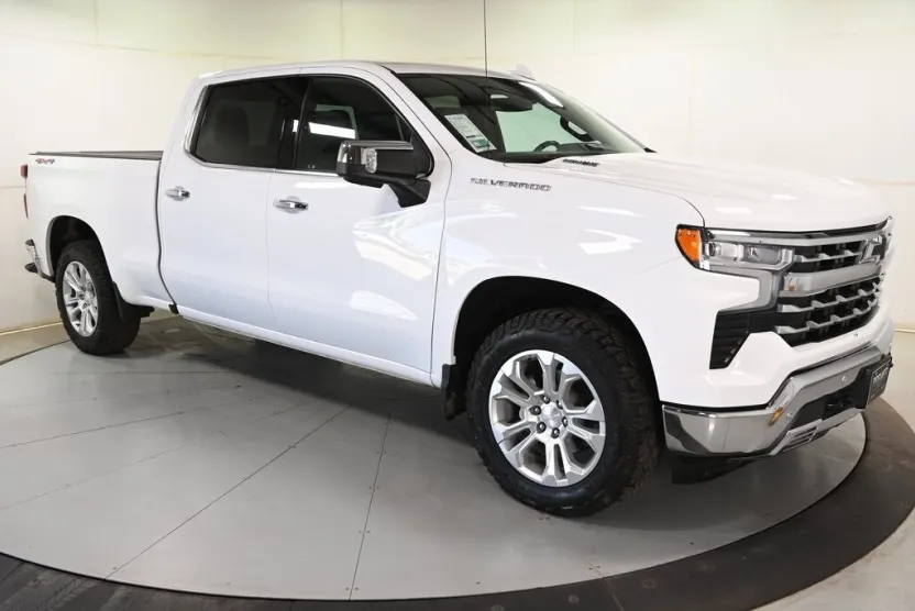 2024 Chevrolet Silverado 1500 LTZ photo 1