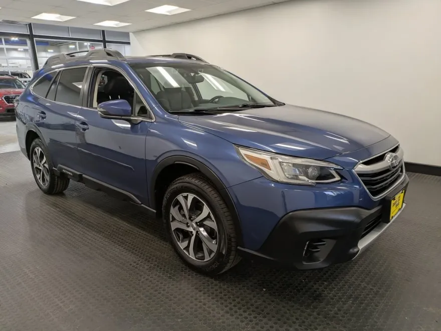 2021 Subaru Outback Limited XT photo 1
