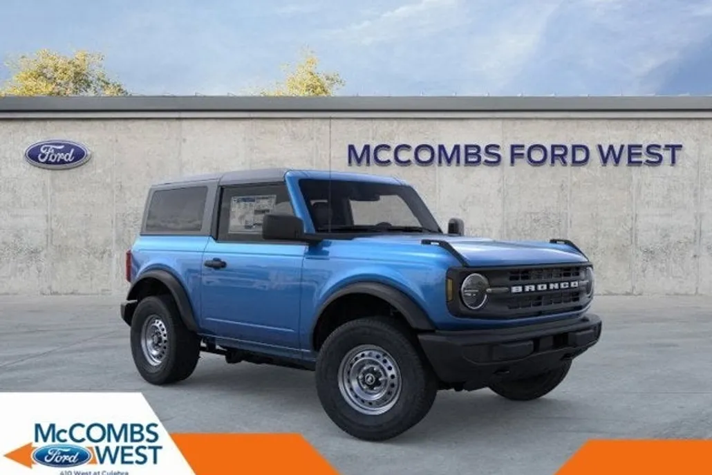 2025 Ford Bronco Base photo 1