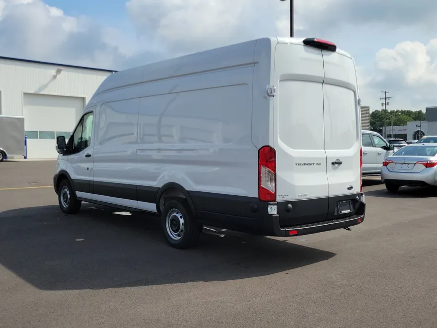 2025 Ford Transit photo 1