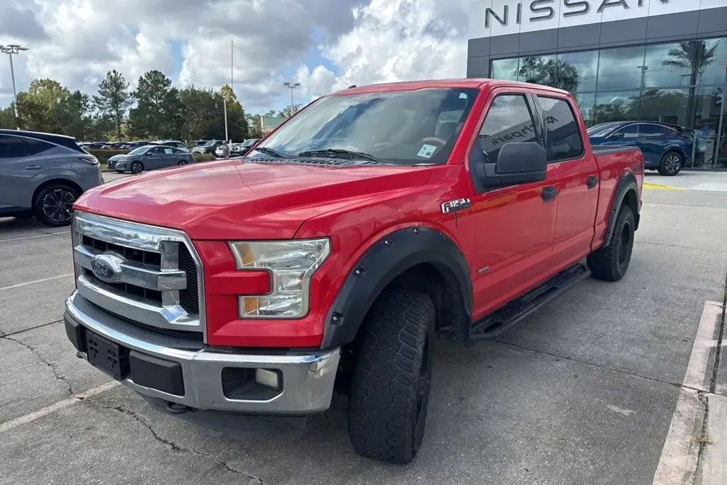 2015 Ford F-150 XLT photo 1