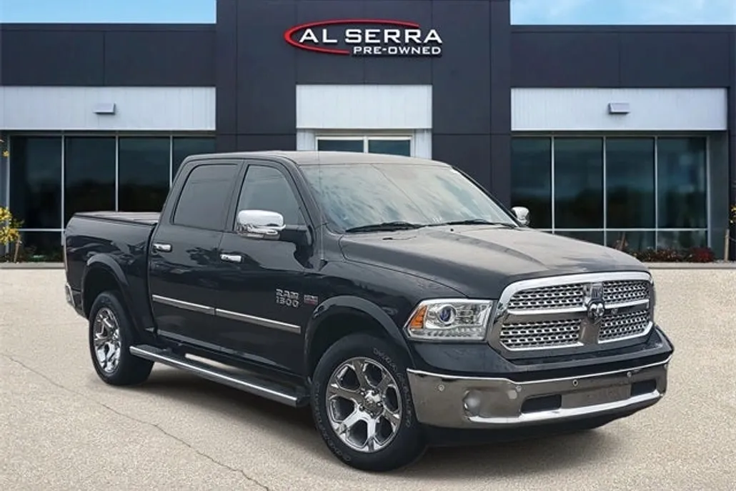 2015 Ram 1500 Laramie photo 1