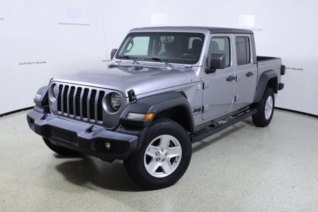 2020 Jeep Gladiator Sport S photo 1