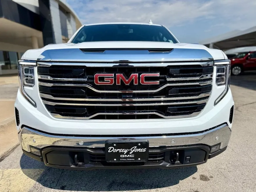 2026 Gmc Sierra 1500 SLT photo 1