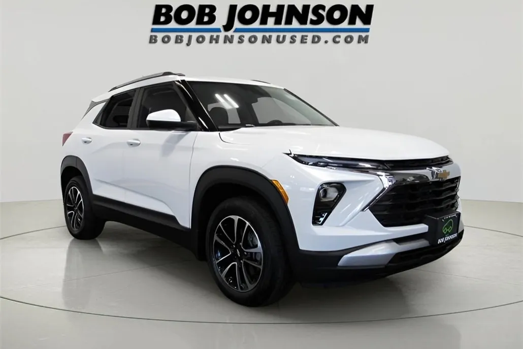 2025 Chevrolet Trailblazer LT photo 1