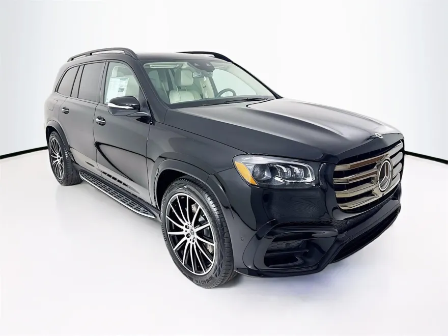 2026 Mercedes Benz GLS 450 4MATIC photo 1