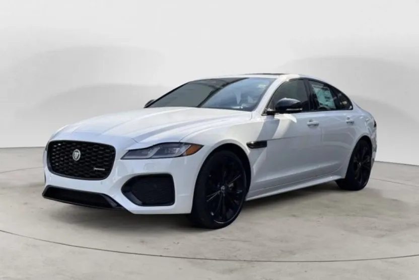 2024 Jaguar XF P300 R-Dynamic SE photo 1