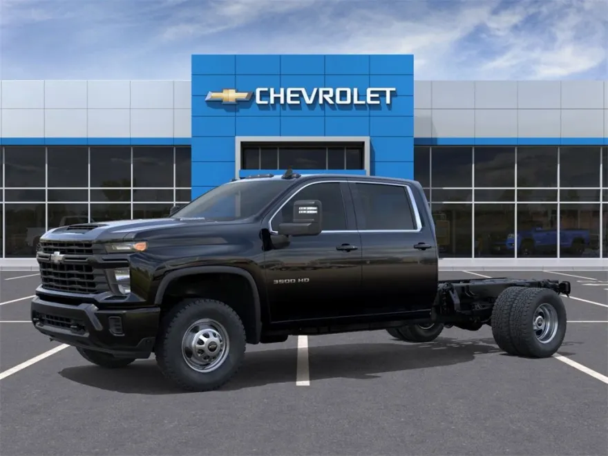 2025 Chevrolet Silverado 3500HD Work Truck photo 1