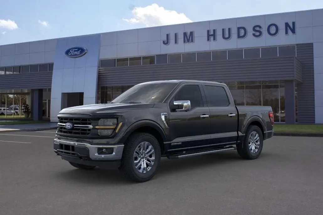 2025 Ford F-150 XLT photo 1