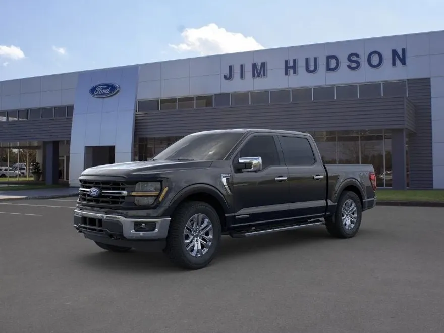 2025 Ford F-150 XLT photo 1
