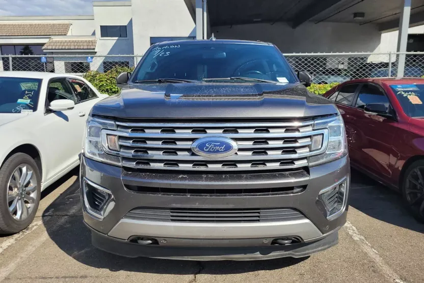 2021 Ford Expedition MAX Limited photo 1