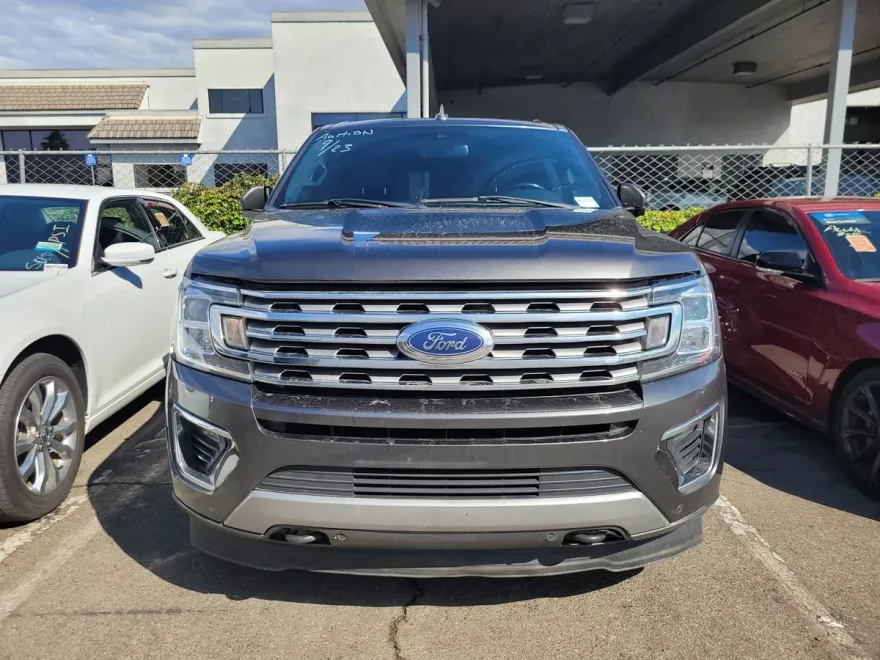 2021 Ford Expedition MAX Limited photo 1