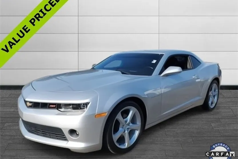 2015 Chevrolet Camaro 2LT photo 1