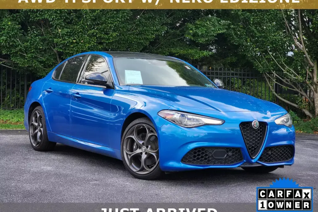 2020 Alfa Romeo Giulia Ti Sport photo 1