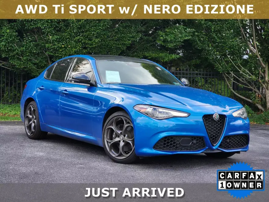 2020 Alfa Romeo Giulia Ti Sport photo 1