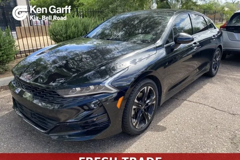 2022 Kia K5 GT-Line photo 1