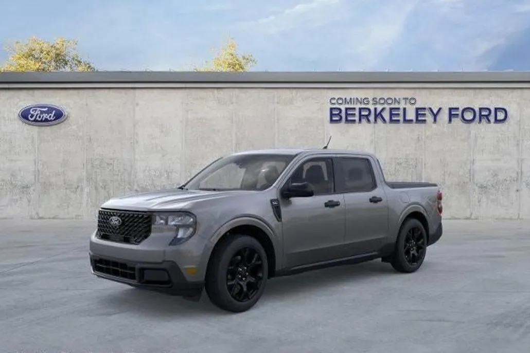 2025 Ford Maverick XLT photo 1
