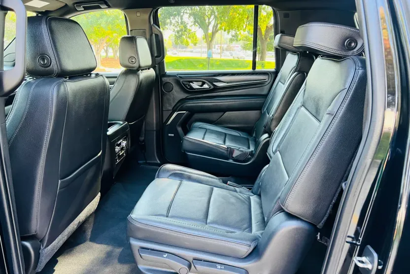 2021 Gmc Yukon XL Denali photo 1