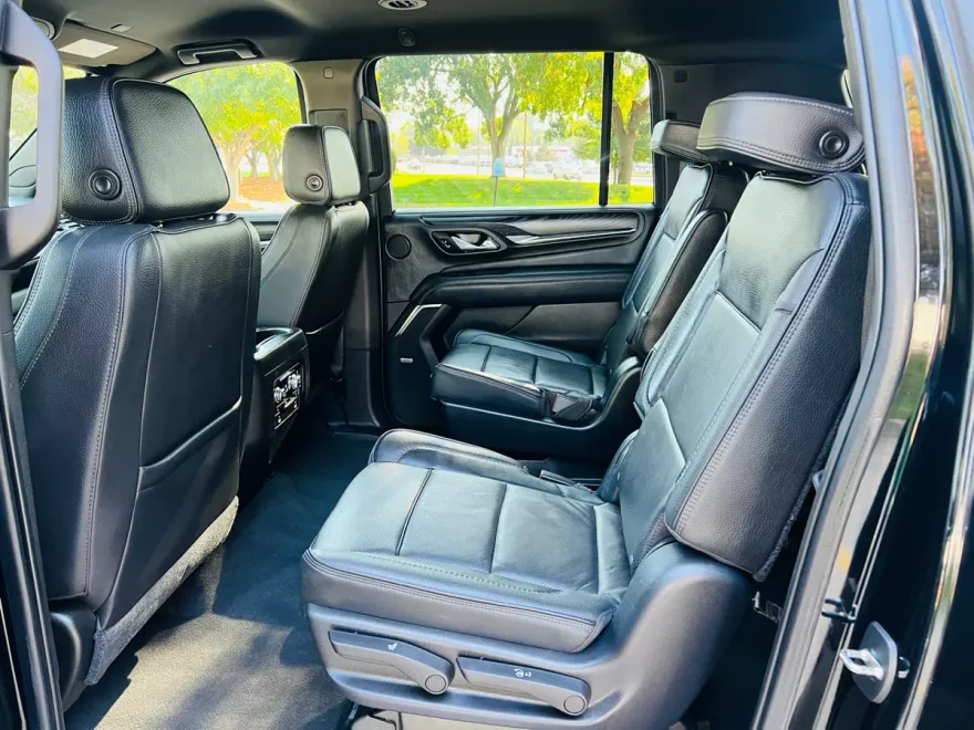 2021 Gmc Yukon XL Denali photo 1