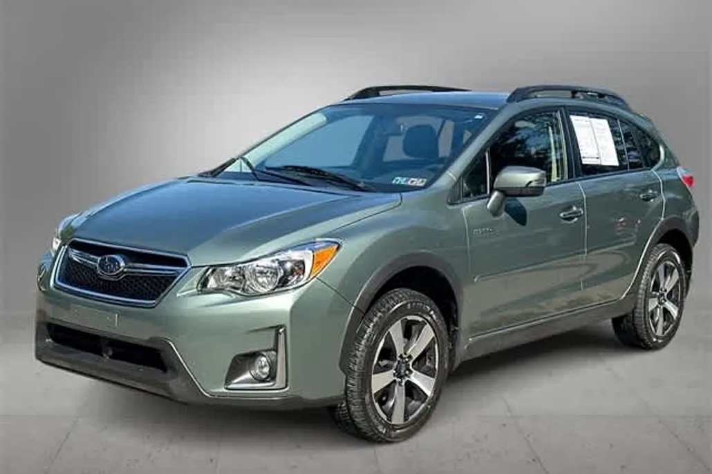 2016 Subaru Crosstrek Hybrid Touring photo 1
