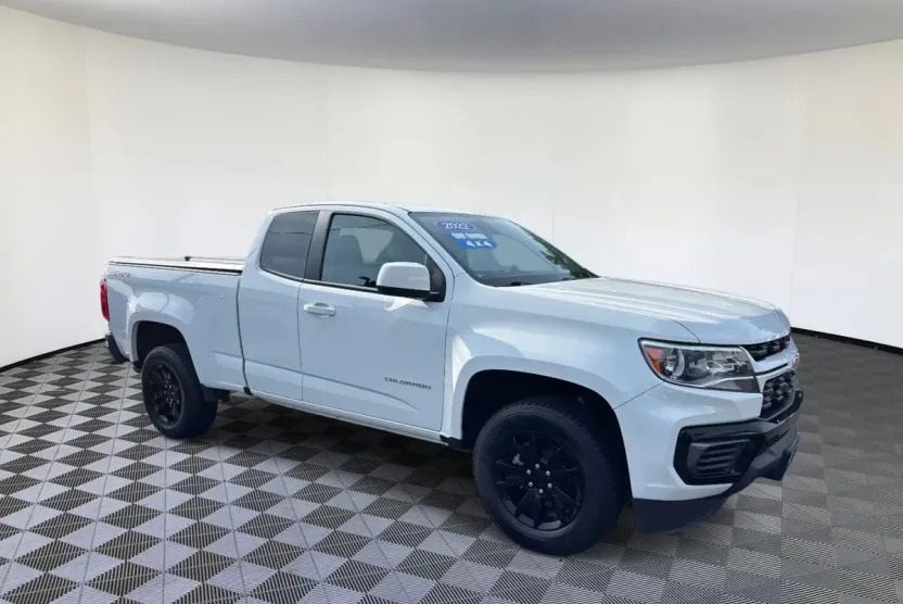 2022 Chevrolet Colorado LT photo 1