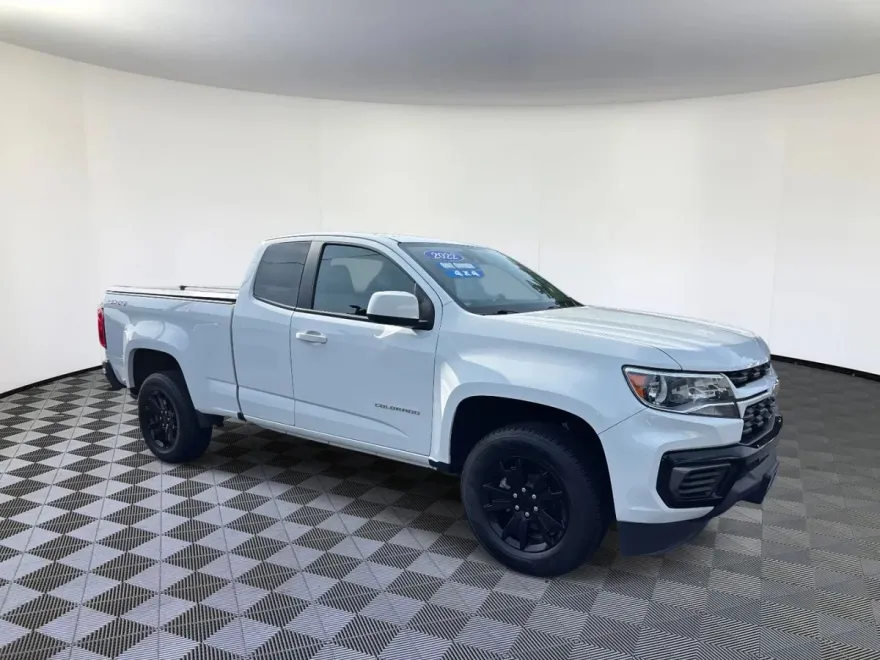 2022 Chevrolet Colorado LT photo 1