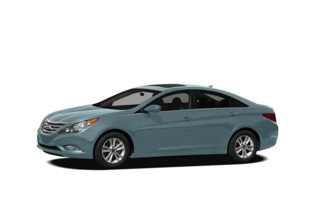 2012 Hyundai Sonata GLS photo 1