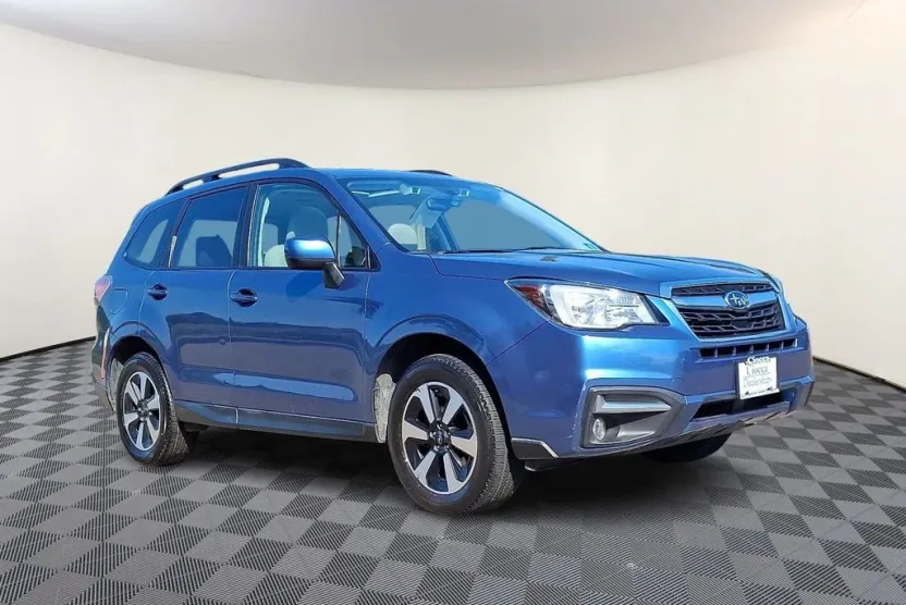 2018 Subaru Forester 2.5i Premium photo 1