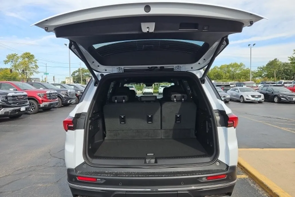 2026 Buick Enclave Preferred photo 1