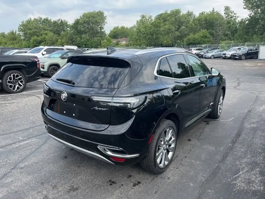 2023 Buick Envision Avenir photo 1